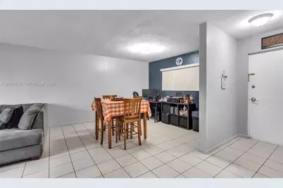 7400 Miami Lakes Dr #D205, Miami Lakes, FL 33014 - Photo 10