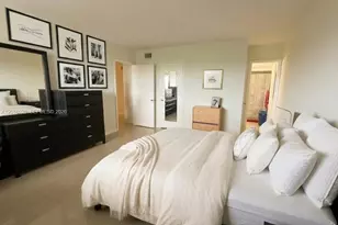 1881 Middle River Dr, Fort Lauderdale, FL 33305 - Photo 1