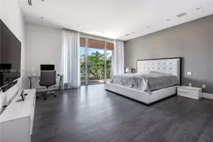 400 Tamarind Dr, Hallandale Beach, FL 33009 - Photo 34