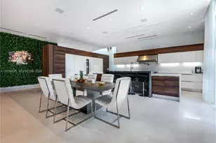 400 Tamarind Dr, Hallandale Beach, FL 33009 - Photo 16
