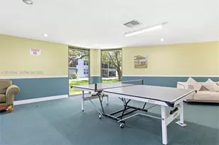 111 Royal Pk Dr, Oakland Park, FL 33309 - Photo 26