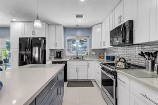 9340 SW 178th St, Palmetto Bay, FL 33157 - Photo 8
