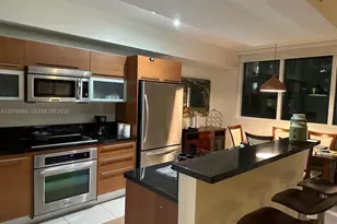 253 NE 2nd St, Miami, FL 33132 - Photo 8