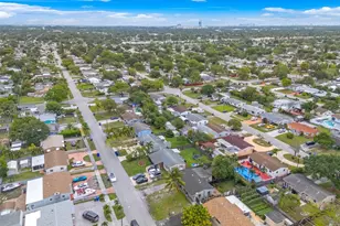 1121 N 71st Ave, Hollywood, FL 33024 - Photo 26
