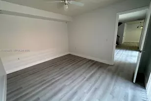 9106 SW 20th St, Davie, FL 33324 - Photo 12