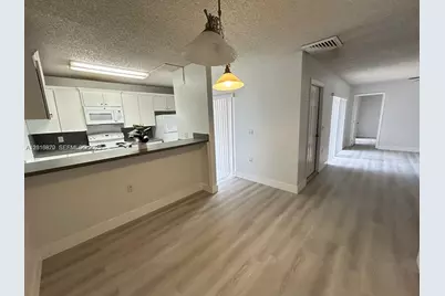 9106 SW 20th St #C, Davie, FL 33324 - Photo 22