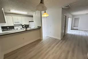 9106 SW 20th St, Davie, FL 33324 - Photo 22