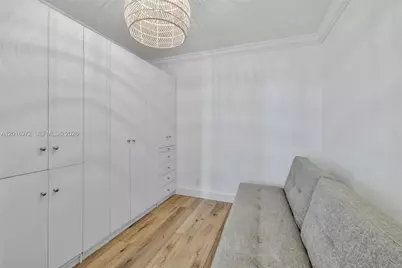 2401 Collins Ave #1805, Miami Beach, FL 33140 - Photo 12