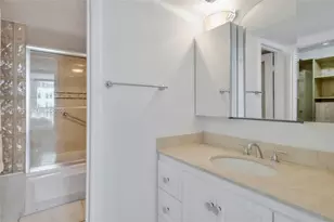 2401 Collins Ave, Miami Beach, FL 33140 - Photo 6