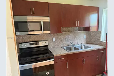 1510 NW 57th St, Miami, FL 33142 - Photo 8
