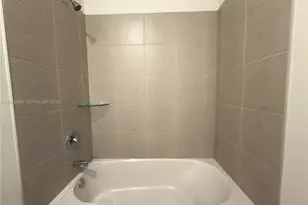 18426 SW 2nd St, Pembroke Pines, FL 33029 - Photo 12