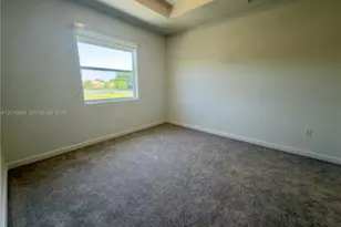 18426 SW 2nd St, Pembroke Pines, FL 33029 - Photo 10