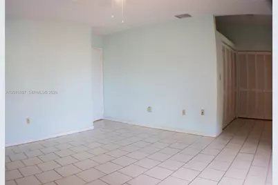 17523 NW 66th Ct, Hialeah, FL 33015 - Photo 12