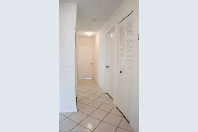 17523 NW 66th Ct, Hialeah, FL 33015 - Photo 10