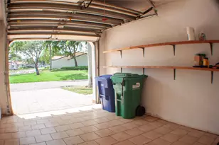 17523 NW 66th Ct, Hialeah, FL 33015 - Photo 16
