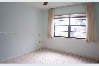 17523 NW 66th Ct, Hialeah, FL 33015 - Photo 14