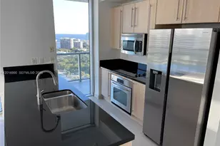1111 SW 1st Ave, Miami, FL 33130 - Photo 4