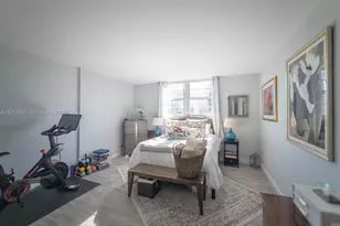 90 Edgewater Dr, Coral Gables, FL 33133 - Photo 12