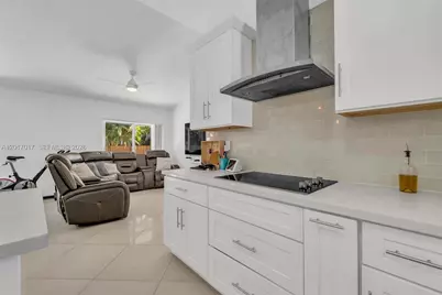 14813 SW 171st Ter #14813, Miami, FL 33187 - Photo 12