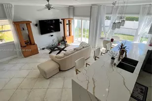 1401 NW 187th Ave, Pembroke Pines, FL 33029 - Photo 18