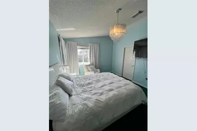 1401 NW 187th Ave, Pembroke Pines, FL 33029 - Photo 44