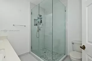 7772 NW 114th Pl, Doral, FL 33178 - Photo 36