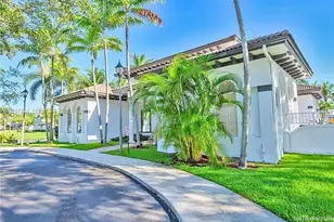 7772 NW 114th Pl, Doral, FL 33178 - Photo 12
