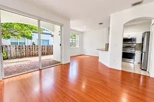 7772 NW 114th Pl, Doral, FL 33178 - Photo 2