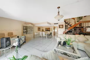 14154 Kendale Lakes Circle, Miami, FL 33183 - Photo 6