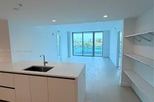 9201 E Bay Harbor Dr, Bay Harbor Islands, FL 33154 - Photo 6