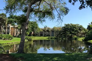 9855 Westview Dr, Coral Springs, FL 33076 - Photo 4