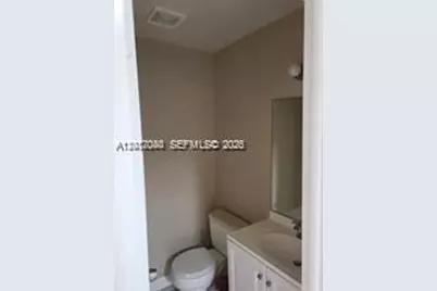 2713 NW 47th Ter #504, Lauderdale Lakes, FL 33313 - Photo 8