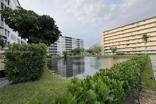 1770 NE 191st St, Miami, FL 33179 - Photo 34