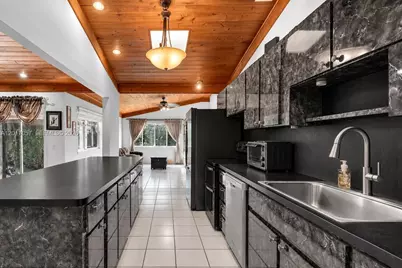 9470 NW 33rd Mnr, Sunrise, FL 33351 - Photo 8