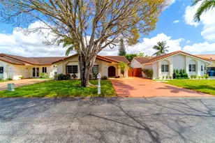 11307 SW 74th Terrace, Miami, FL 33173 - Photo 2