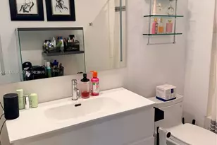 950 Brickell Bay Dr, Miami, FL 33131 - Photo 10