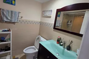 250 SE 174th St, Sunny Isles Beach, FL 33160 - Photo 10