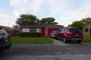 625 NW 9th Ct, Hallandale Beach, FL 33009 - Photo 6