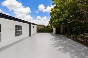 19050 SW 125th Ave, Miami, FL 33177 - Photo 12