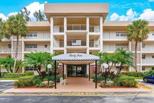 3051 S Palm Aire Dr, Pompano Beach, FL 33069 - Photo 18