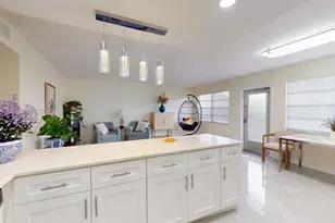 325 Wellington G, West Palm Beach, FL 33417 - Photo 10