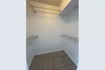 600 NE 36th St #1515, Miami, FL 33137 - Photo 10