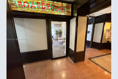 600 NE 36th St #1515, Miami, FL 33137 - Photo 32