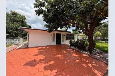 2650 SW 13th Ave, Fort Lauderdale, FL 33315 - Photo 2