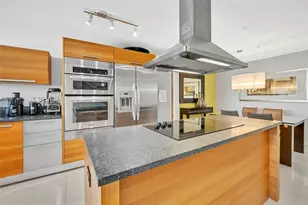 2950 NE 188th St, Aventura, FL 33180 - Photo 8