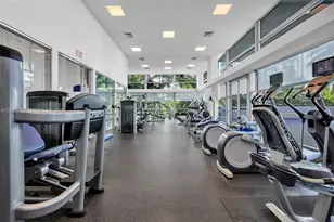 2950 NE 188th St, Aventura, FL 33180 - Photo 26