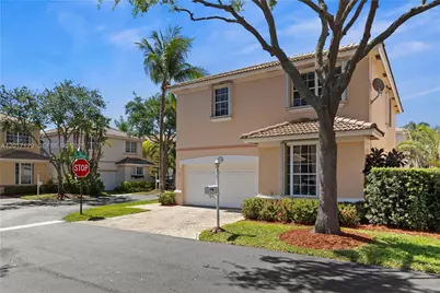 1240 Grant St, Hollywood, FL 33019 - Photo 24