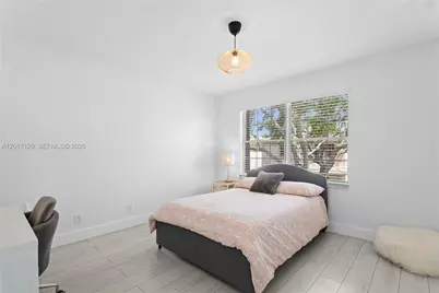 1240 Grant St, Hollywood, FL 33019 - Photo 20