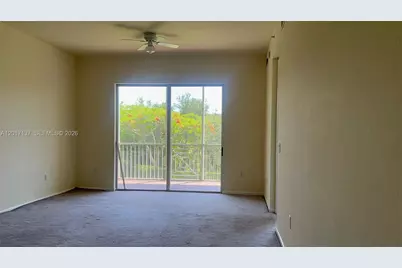 3500 Oaks Clubhouse Dr #211, Pompano Beach, FL 33069 - Photo 10