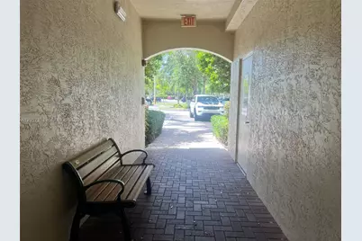 3500 Oaks Clubhouse Dr #211, Pompano Beach, FL 33069 - Photo 2